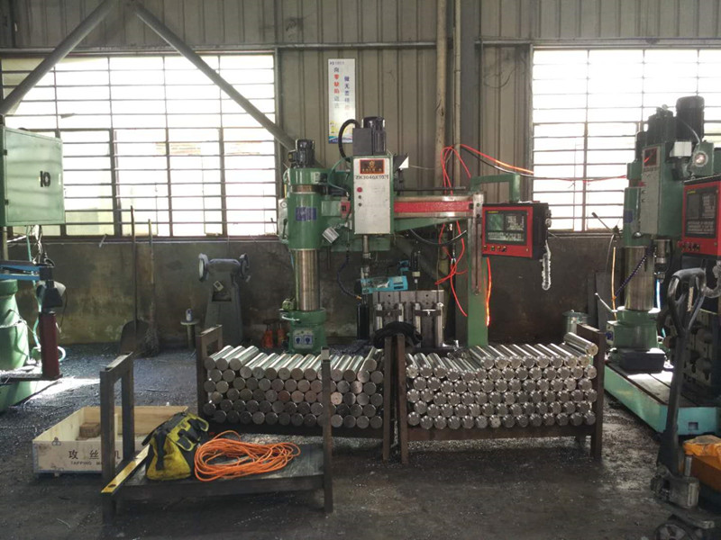 感謝輝盛機械惠購數控搖臂鉆鉆斗軸