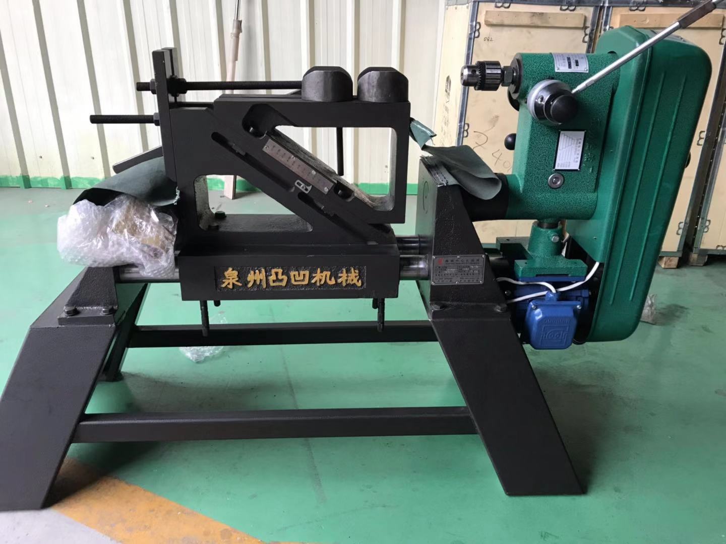 感謝陜西博鴻精密制造惠購0.6米圓鋼中心孔鉆床