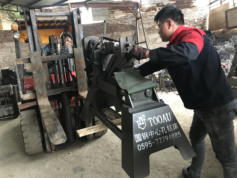 感謝泉州市鯉城區泰誠機械配件廠惠購圓孔中心鉆床1.2米