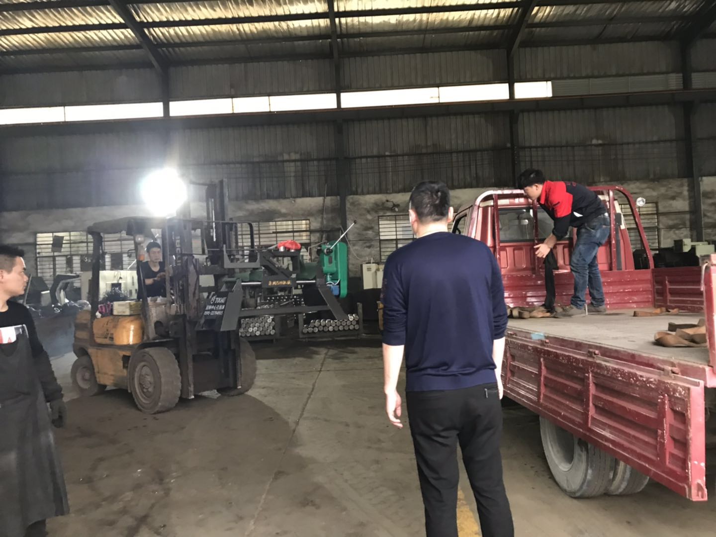 感謝泉州市盛裕機械惠購圓鋼中心孔鉆1.2米整機