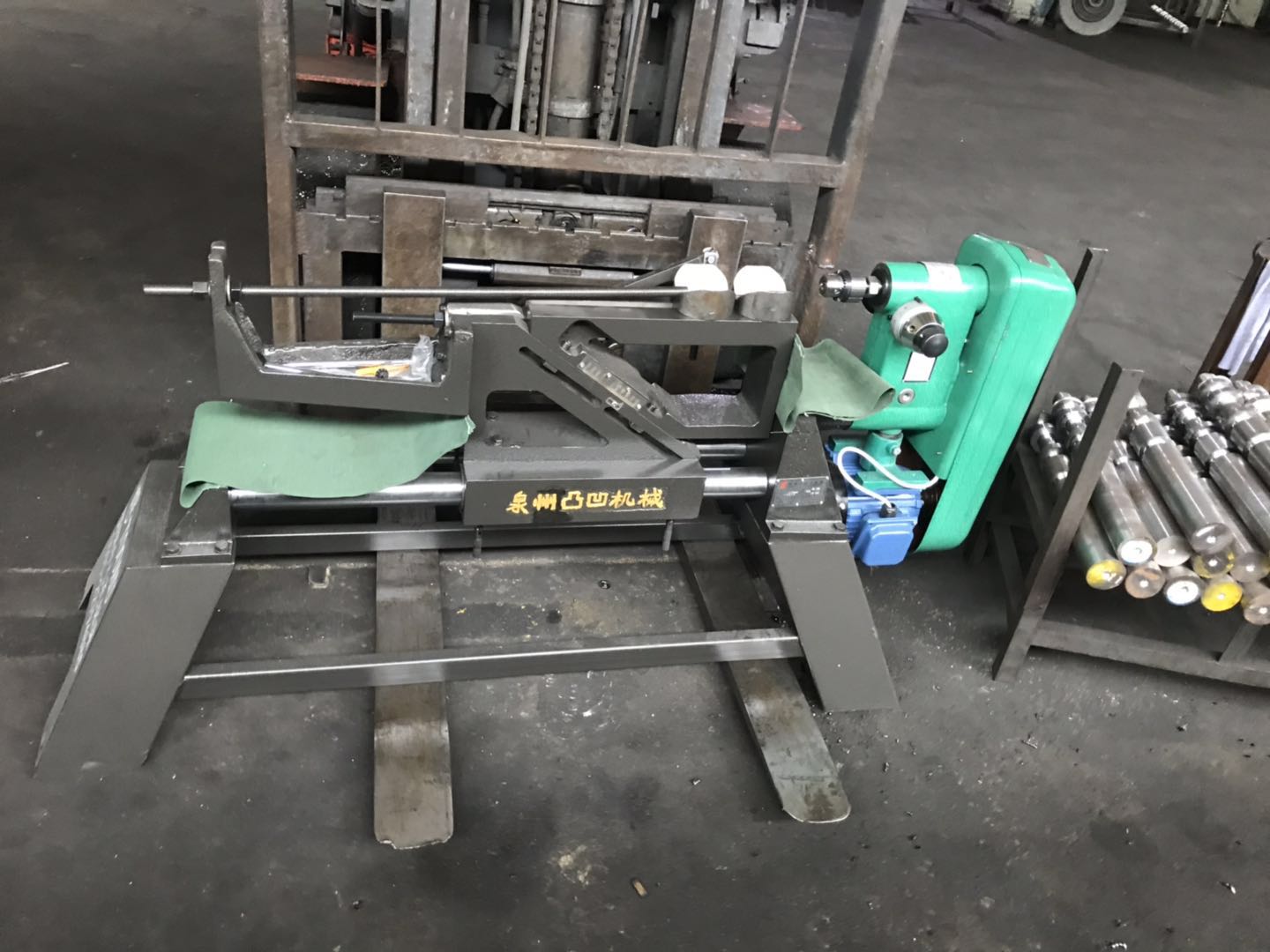 感謝億佳凸輪軸惠購圓鋼中心孔鉆床1.2米整機