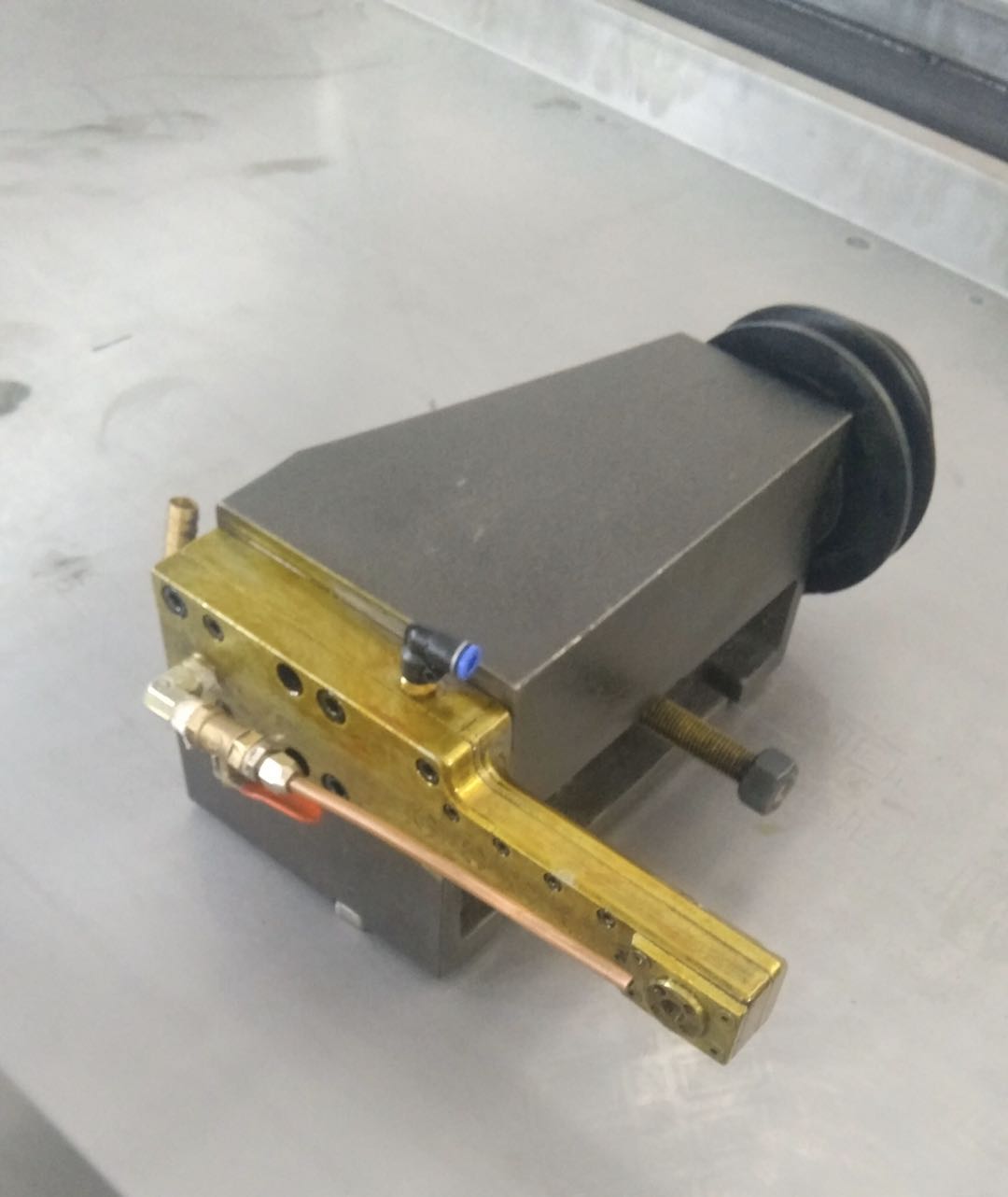 感謝福建龍溪軸承集團(tuán)惠購(gòu)內(nèi)孔鉆刀座總成