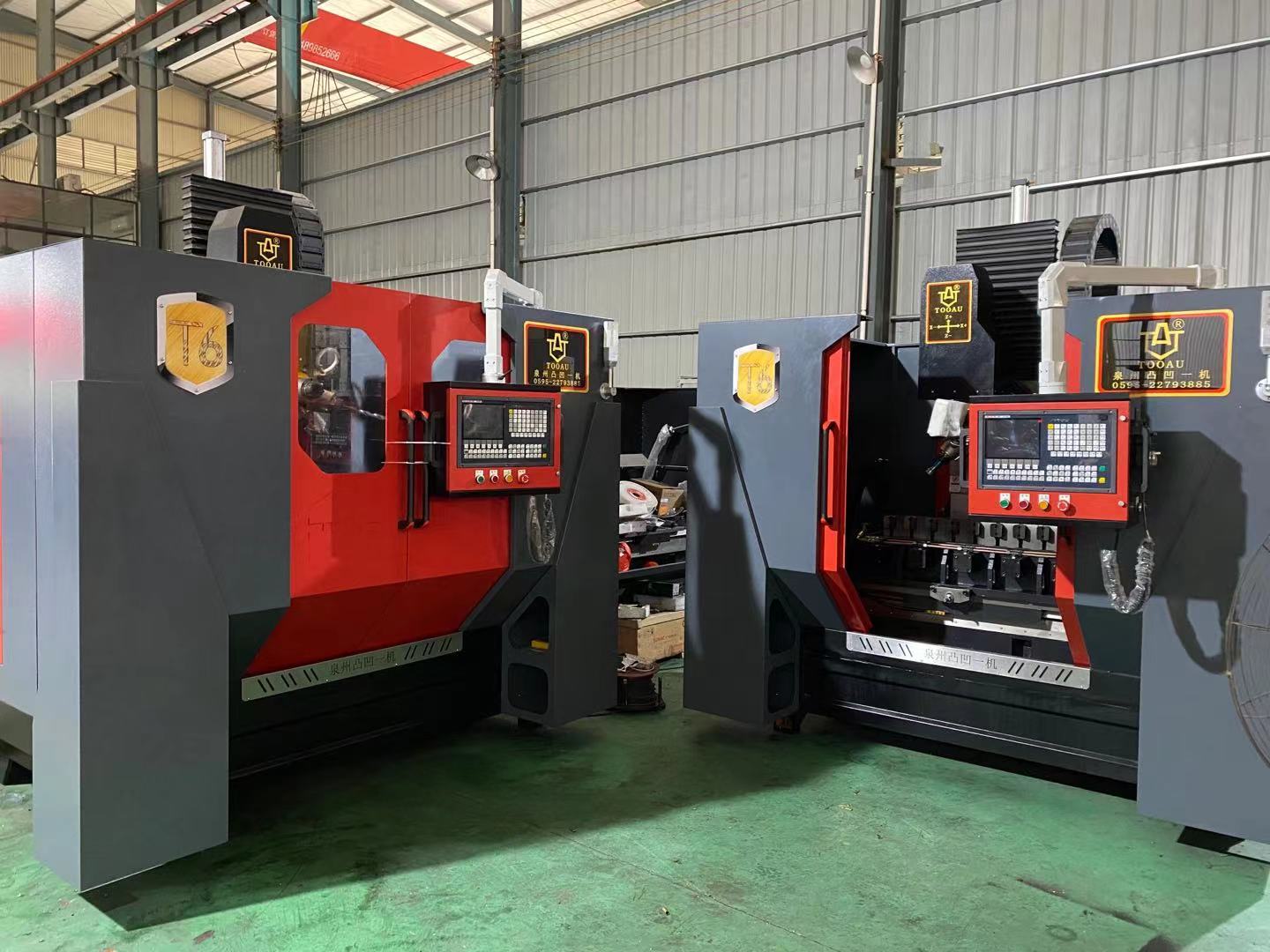 感謝河市老板惠購T6-1米數控鉆攻機兩臺