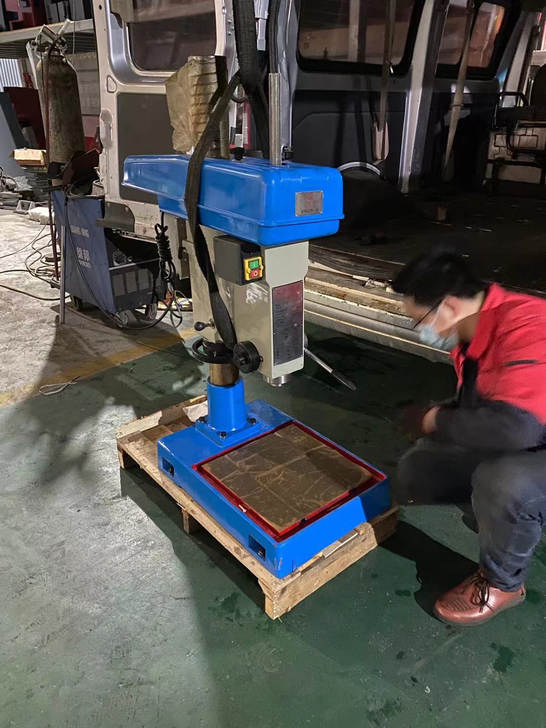 感謝泉州**模具惠購手動(dòng)深孔鉆300MM