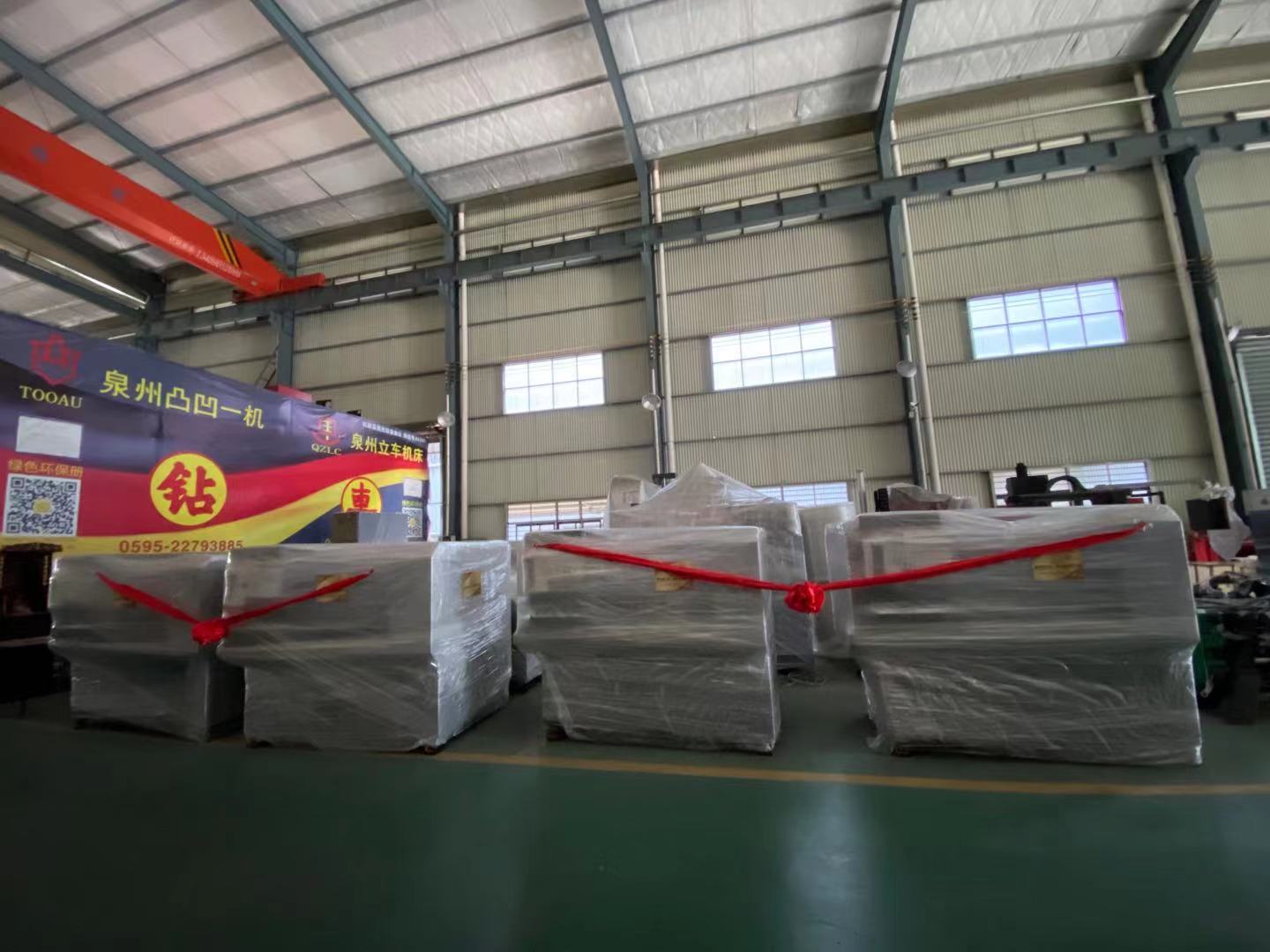 感謝**汽車惠購斗軸套內(nèi)孔鉆銑床45四臺