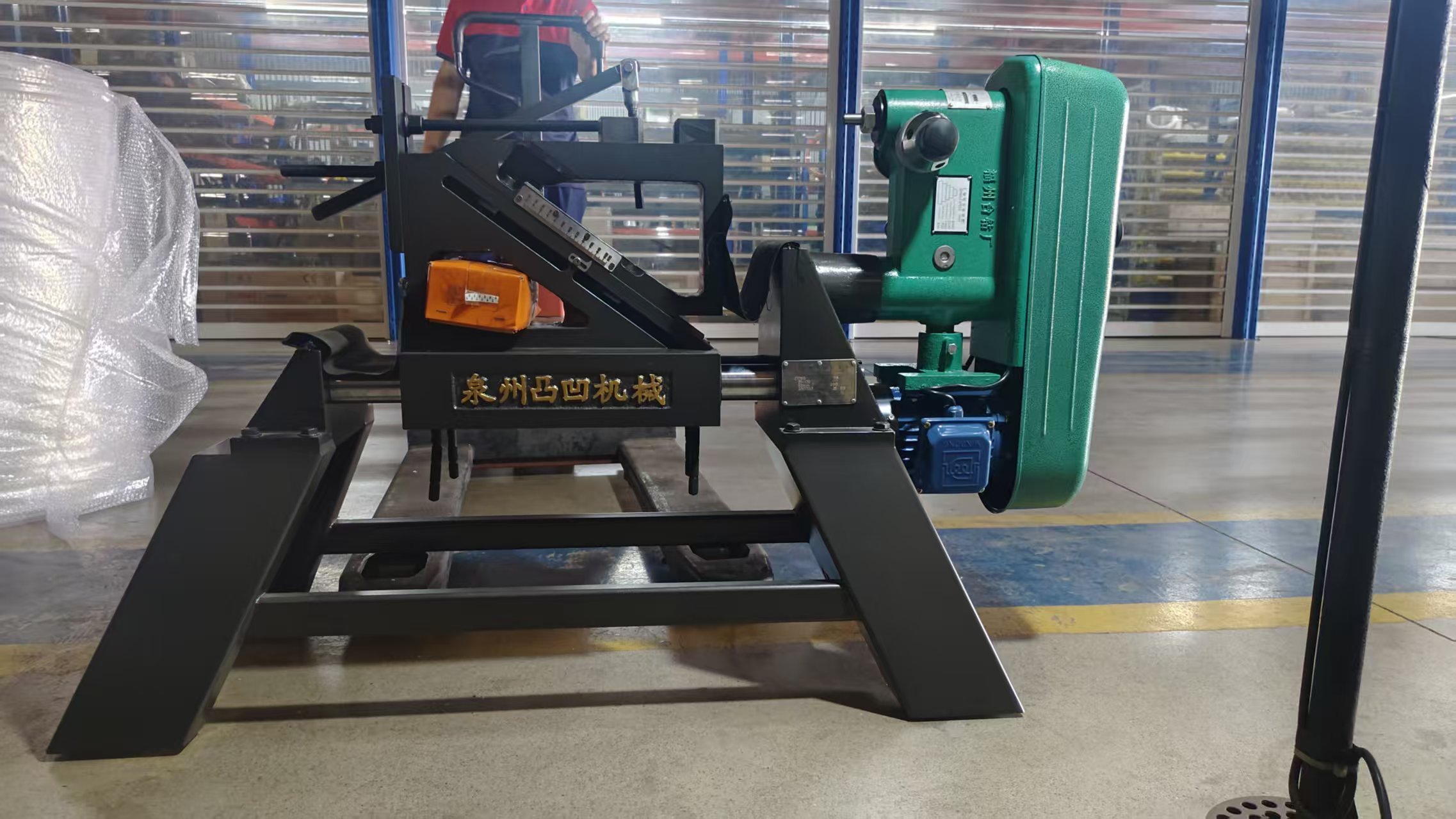 感謝晉江東石xx機(jī)械有限公司惠購(gòu)0.6米圓鋼中心孔鉆床