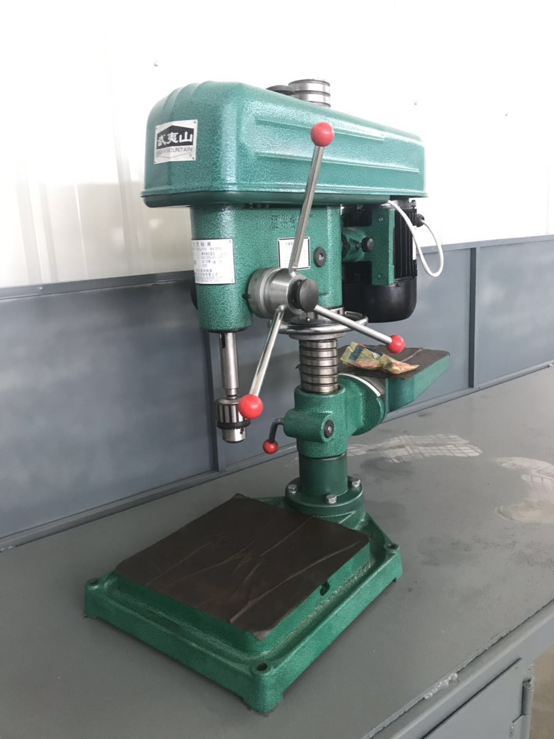 感謝泉州xx機(jī)械工貿(mào)有限公司惠購(gòu)武夷山鉆床Z4116