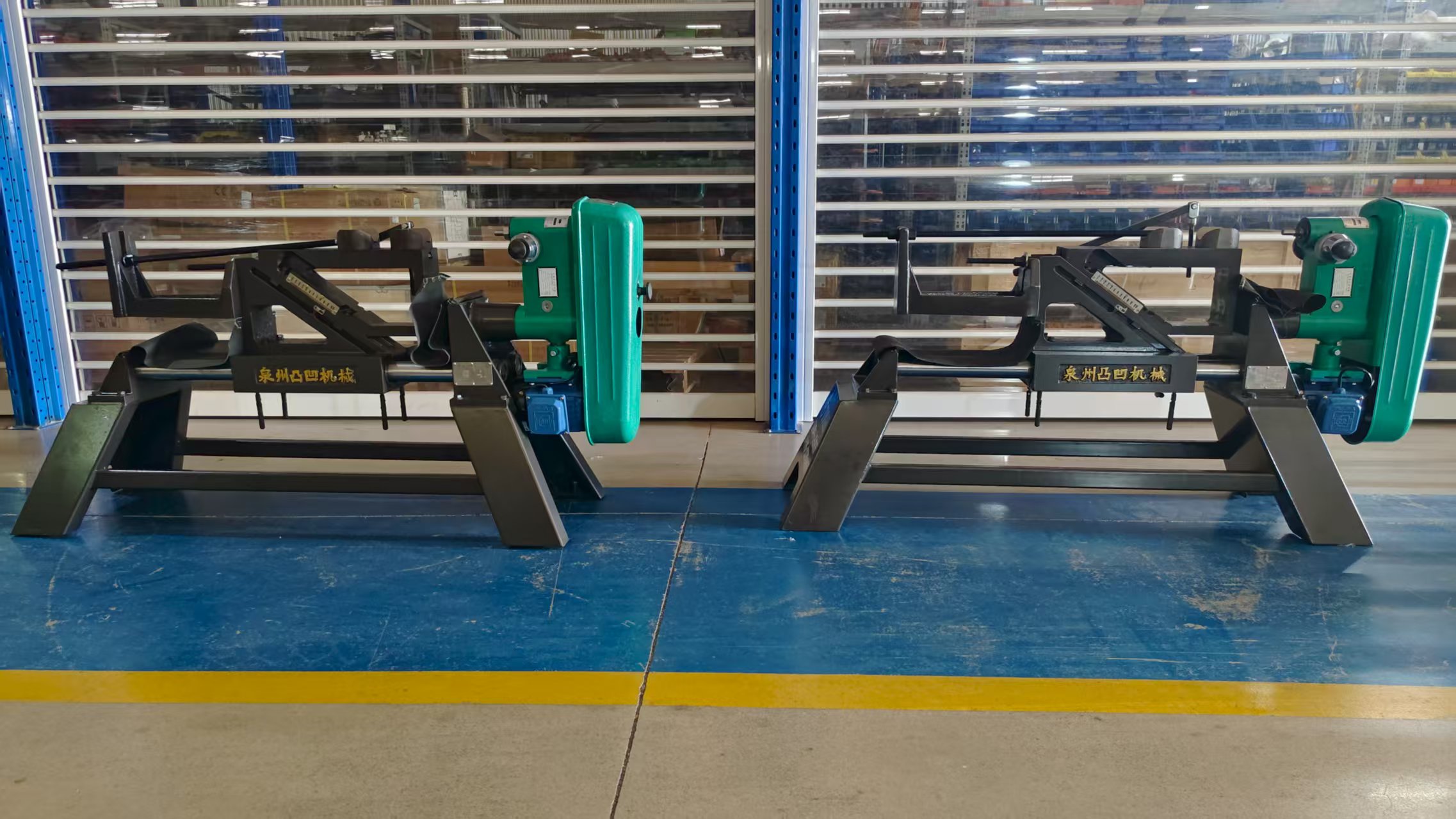 感謝姜老板惠購(gòu)1.2米圓鋼中心孔鉆床2臺(tái)