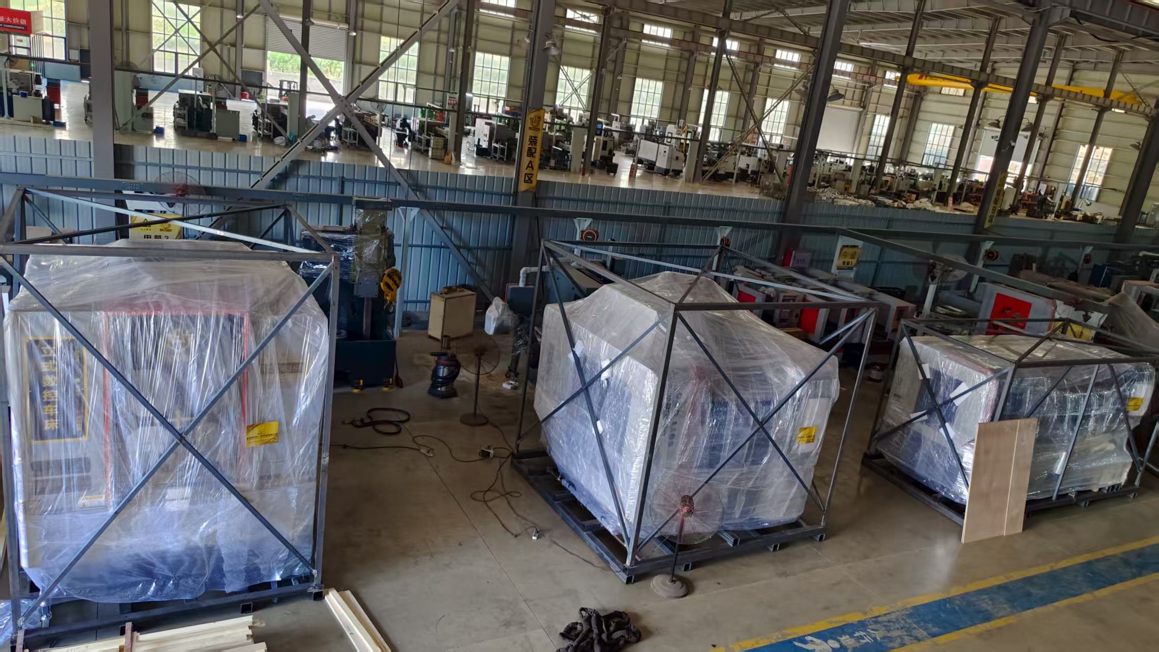 感謝泰國xx惠購立式數控車床6380，端蓋加工中心和臥式分度鉆